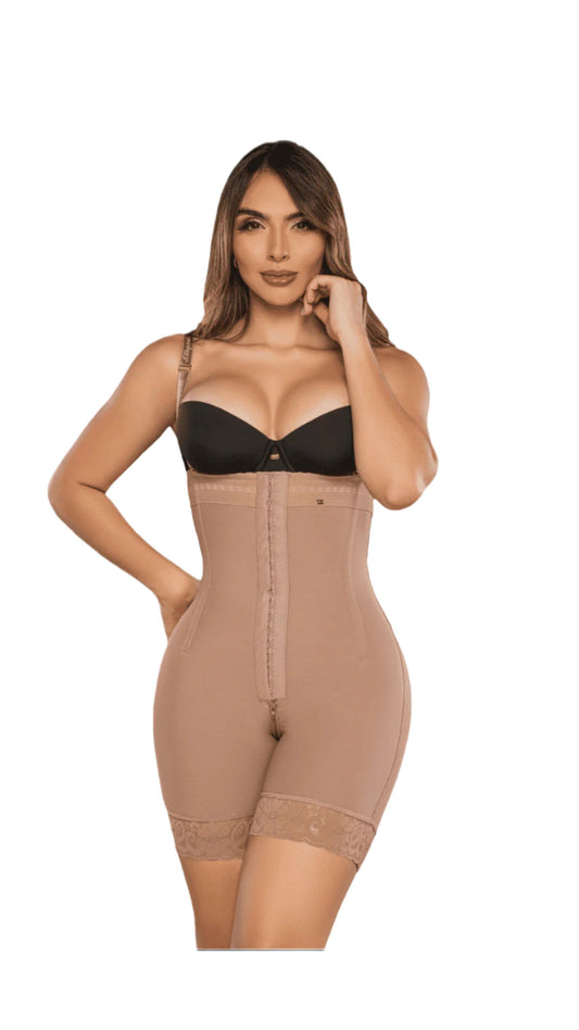 7144 INVISIBLE STRAPLESS WITH 5 RODS AND 3 LINES OF HOOKS