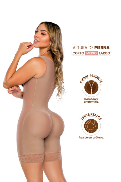 - Faja SMI7131 LA DIOSA media pierna con triple efecto lifting
- Vista lateral con compresión abdominal y estructura progresiva
- Detalle de diseño sin costuras y panty invisible incluido
