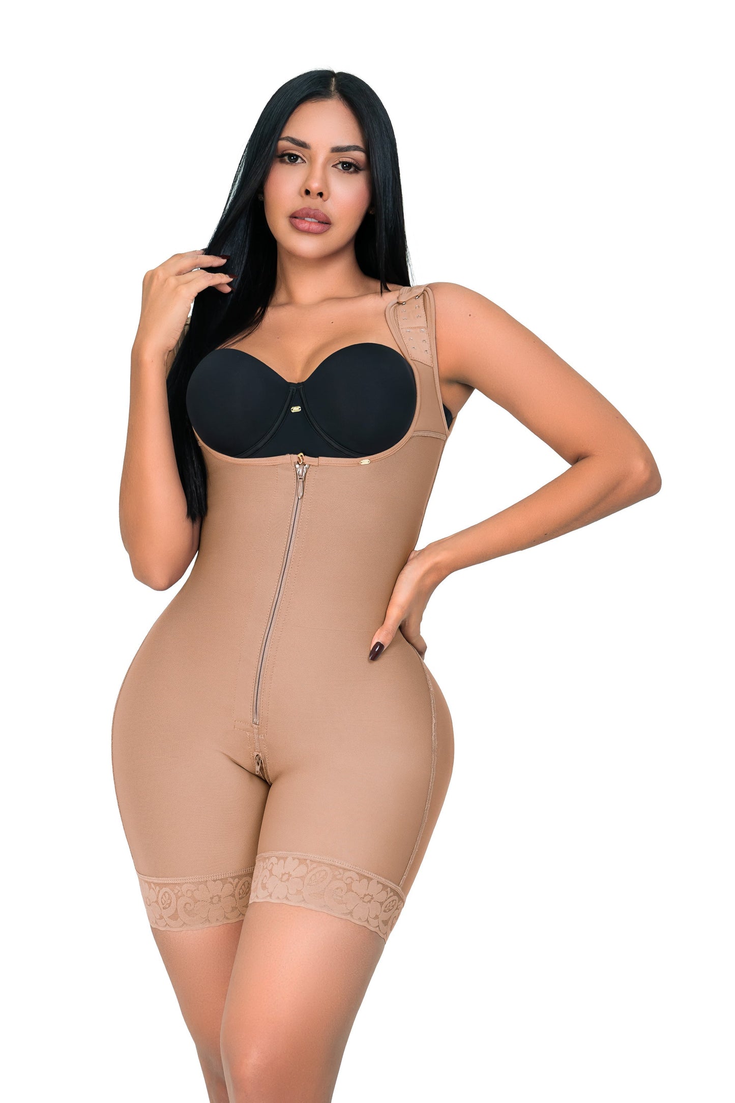 faja triple realce, espalda alta, cierre frontal, panty incluido, moldeadora ultrainvisible
