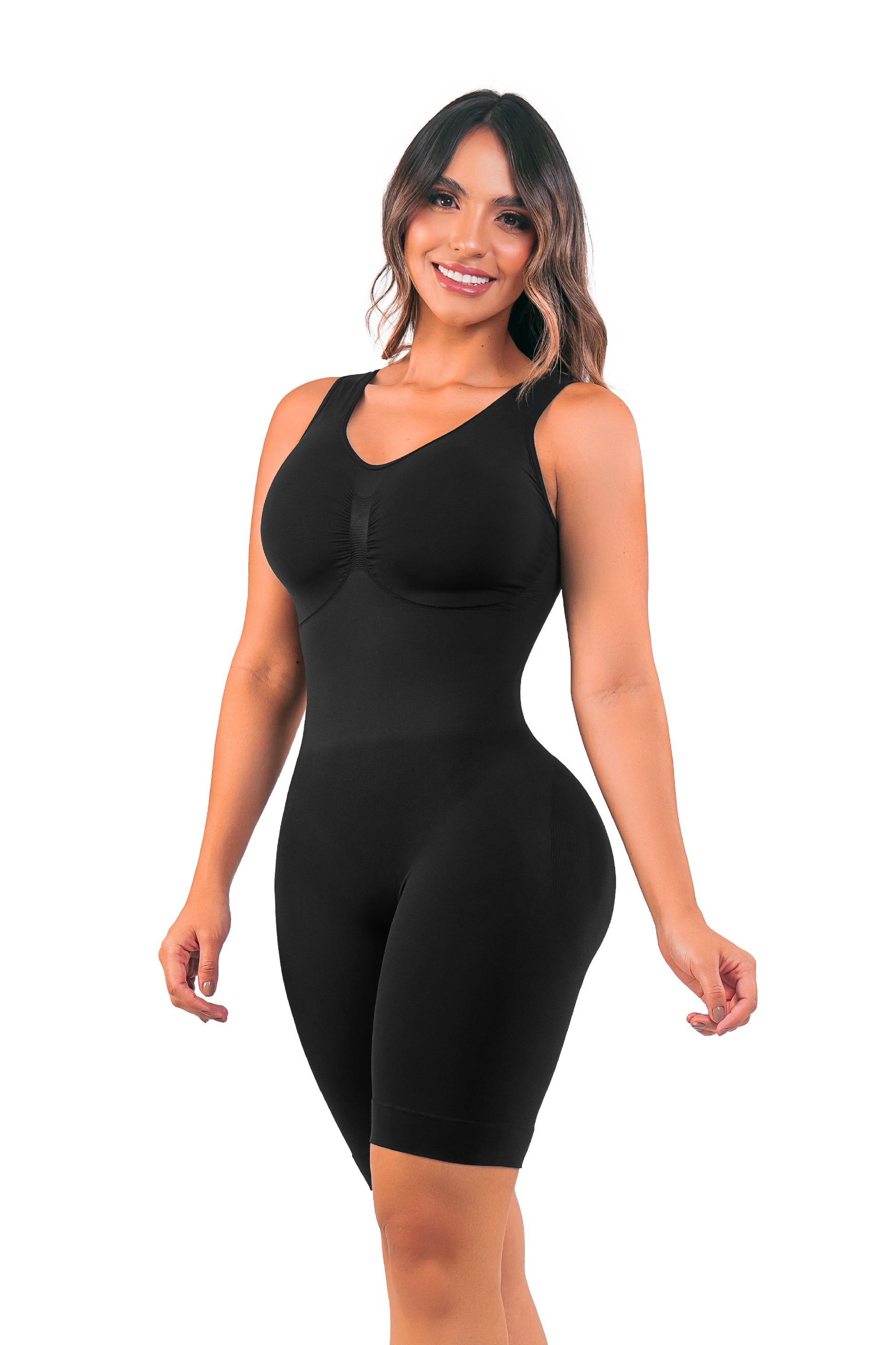 -Enterizo Seamfree negro con realce natural tipo push up
-Faja para mujer  tipo enterizo seamless sin costuras y con efecto invisible
-Enterizo moldeador SMI7176 con compresión suave y ajuste natural
-Faja para mujer Seamfree de Stagmi con tejido transpirable y realce natural
