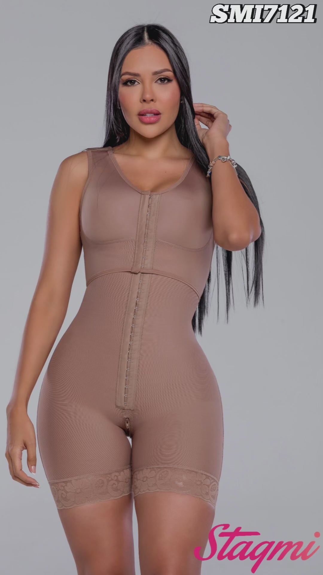- Faja LA AFORTUNADA SMI7121 triple lifting
- Vista trasera faja ultrainvisible anatómica
- Faja short talle alto triple efecto lifting