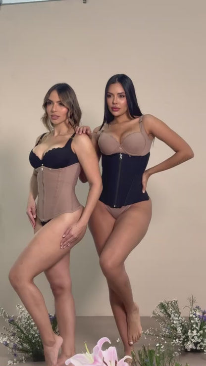 - Cinturilla SMI2025 con doble cierre y compresión estética
- Vista lateral mostrando el soporte lumbar
- Estructura anatómica que define la cintura sin incomodar